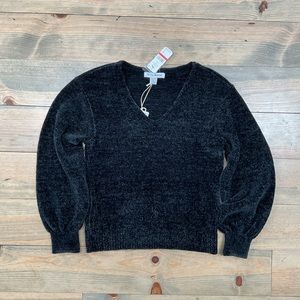 ‼️TOMMY BAHAMA BLACK CHENILLE V-NECK SWEATER‼️